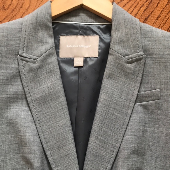Banana Republic Ladies blazer. - Picture 2 of 7